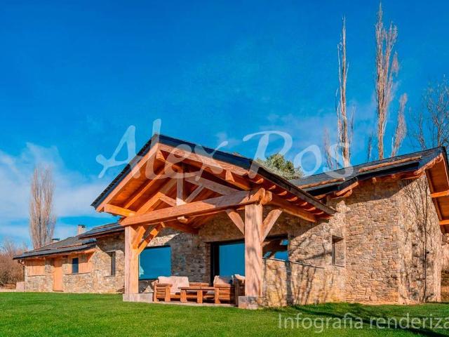 Casa chalet en Venta en Llo