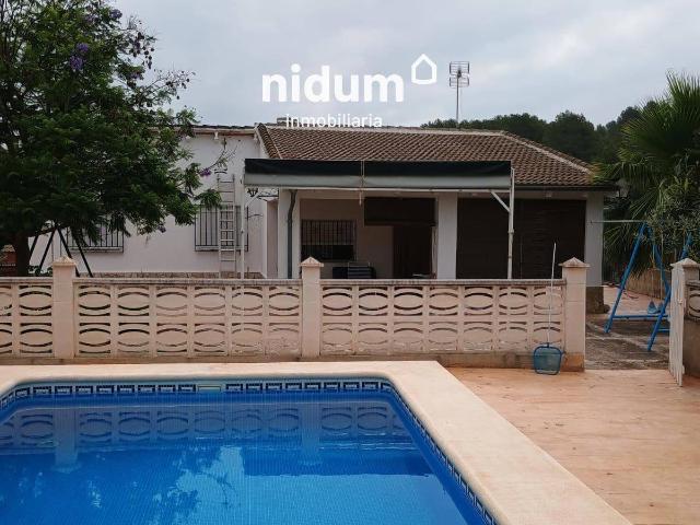 Casa chalet en Venta en Llocnou d'En Fenollet