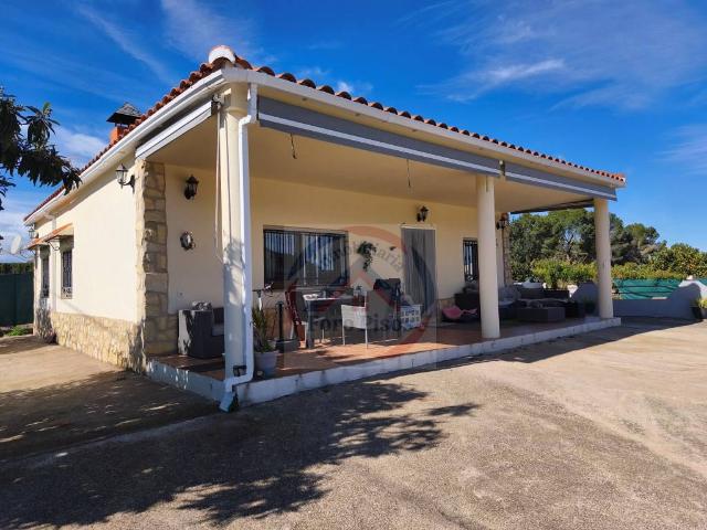 Casa chalet en Venta en Llocnou d'En Fenollet