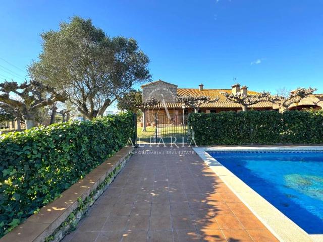 Casa chalet en Venta en Llagostera