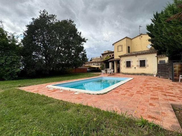 Casa chalet en Venta en Llambilles