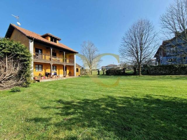 Casa chalet en Venta en Llanes pueblo