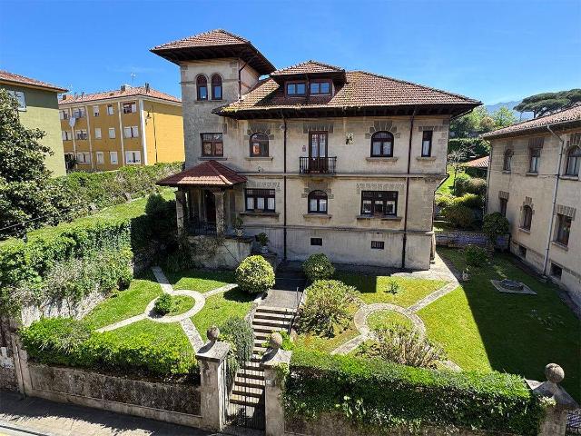 Casa chalet en Venta en Llanes pueblo