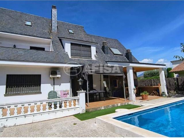 Casa chalet en Venta en Llinars del Vallès