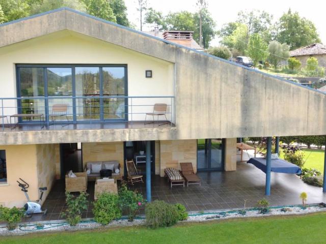 Casa chalet en Venta en Lugones