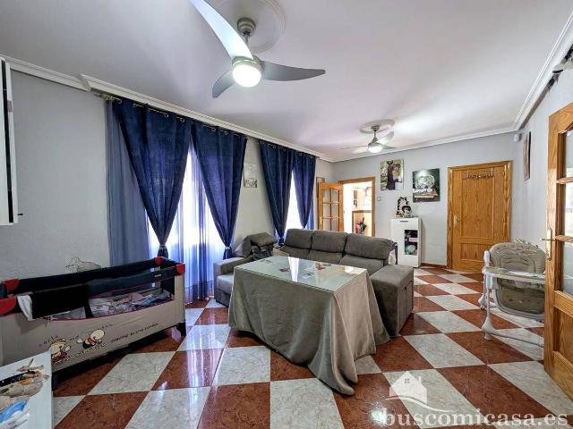 Casa chalet en Venta en Lupión