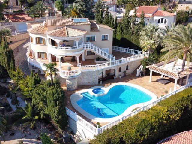 Casa chalet en Venta en Manzanera Tosal