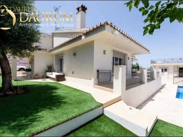 Casa chalet en Venta en Manantiales Lagar Cortijo