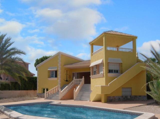 Casa Chalet en Venta en Manga Del Mar Menor, La Murcia