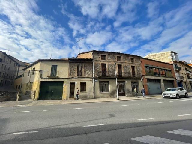 Casa chalet en Venta en Manlleu