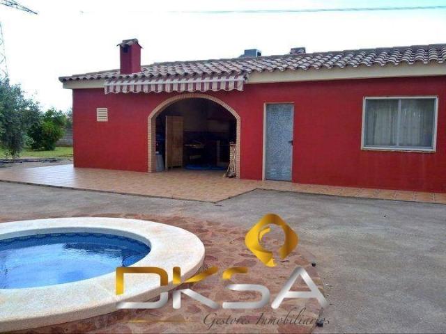 Casa chalet en Venta en Madrigal