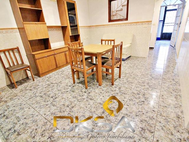 Casa chalet en Venta en Madrigal