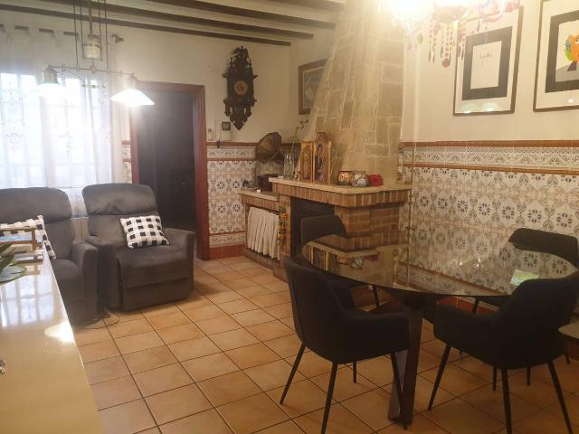 Casa chalet en Venta en Madrigal