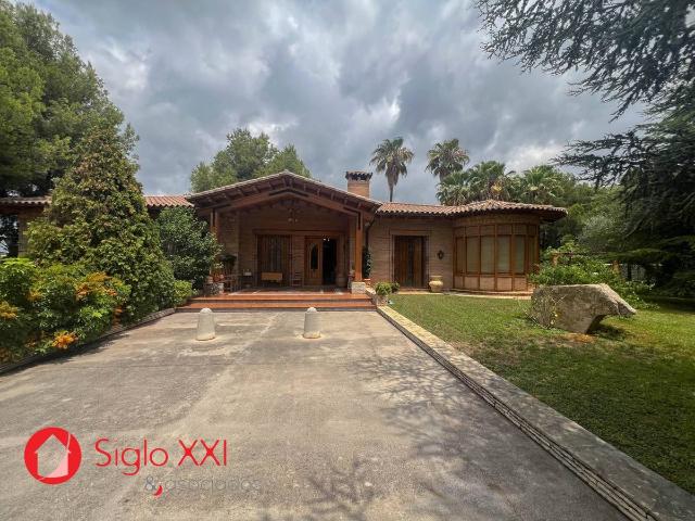 Casa chalet en Venta en Madrigal