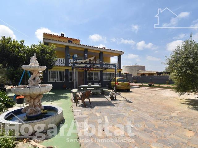 Casa chalet en Venta en Madrigal