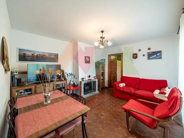Casa chalet en Venta en Maello