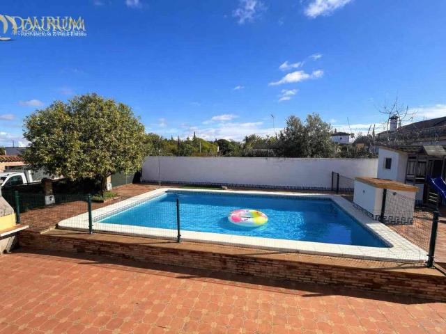 Casa chalet en Venta en Mairena del Alcor