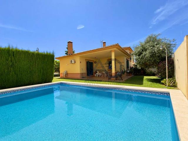 Casa chalet en Venta en Mairena del Alcor