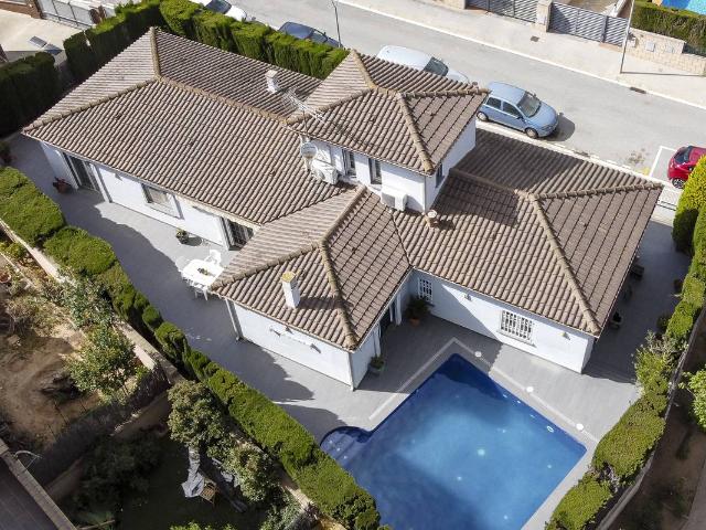 Casa chalet en Venta en Martorell