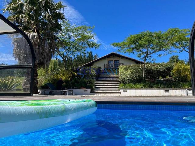 Casa chalet en Venta en Maruri Jatabe