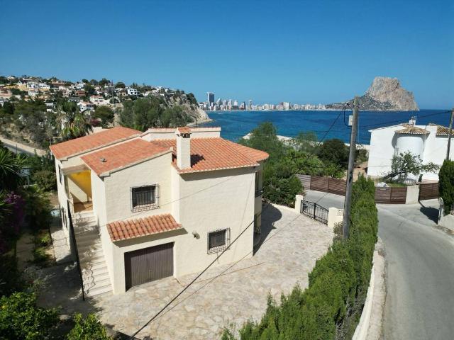 Casa chalet en Venta en Maryvilla