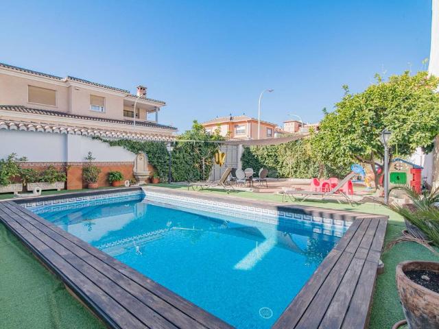 Casa chalet en Venta en Maracena