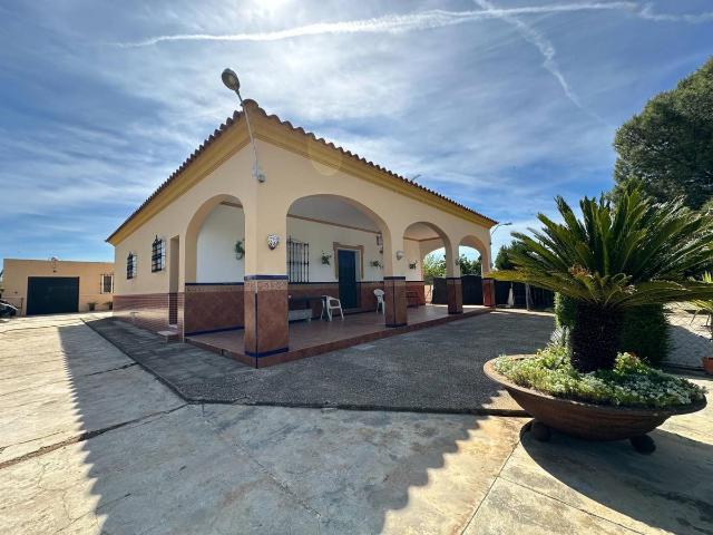Casa chalet en Venta en Marchena