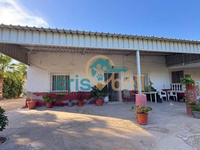 Casa chalet en Venta en Marchena