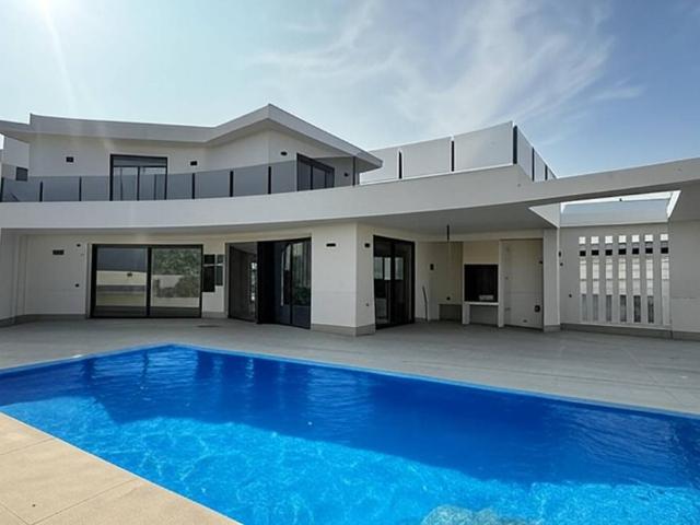 Casa chalet en Venta en Marisol Park Ortembach Los Almendros