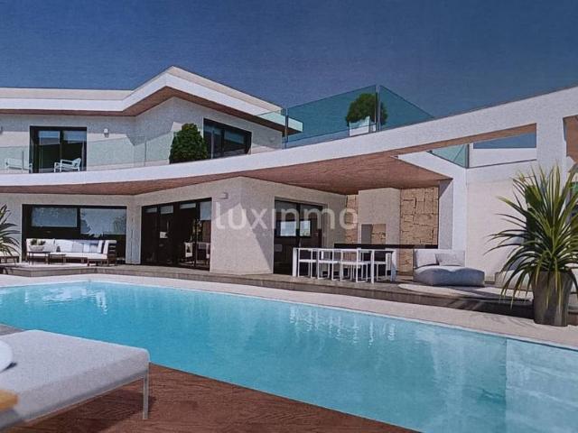 Casa chalet en Venta en Marisol Park Ortembach Los Almendros
