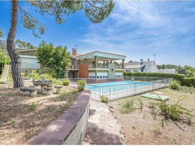 Casa chalet en Venta en Matadepera