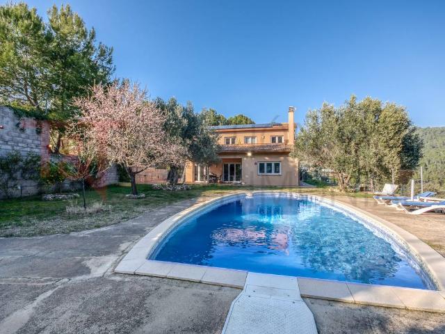 Casa chalet en Venta en Matadepera