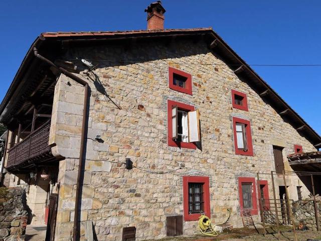 Casa chalet en Venta en Mazcuerras