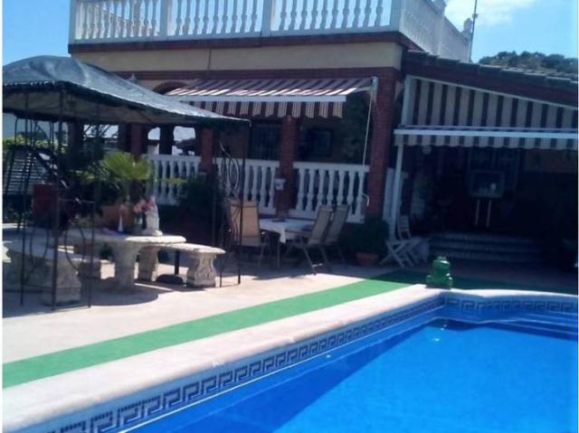 Casa chalet en Venta en Mengíbar