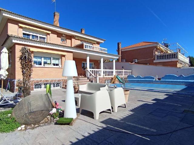 Casa chalet en Venta en Meco pueblo