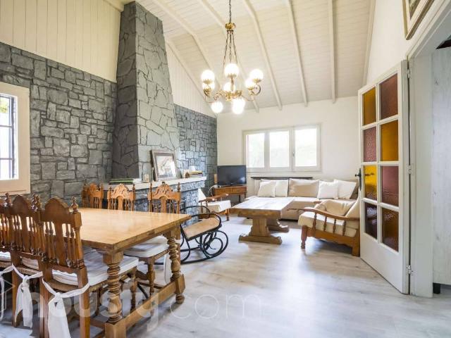 Casa chalet en Venta en Mediona