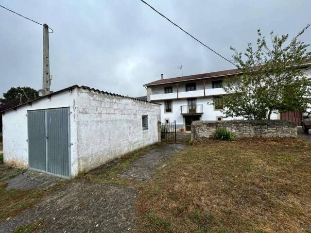 Casa chalet en Venta en Merindad de Montija
