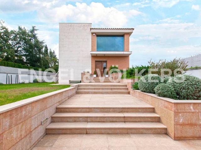 Casa chalet en Venta en Mestral