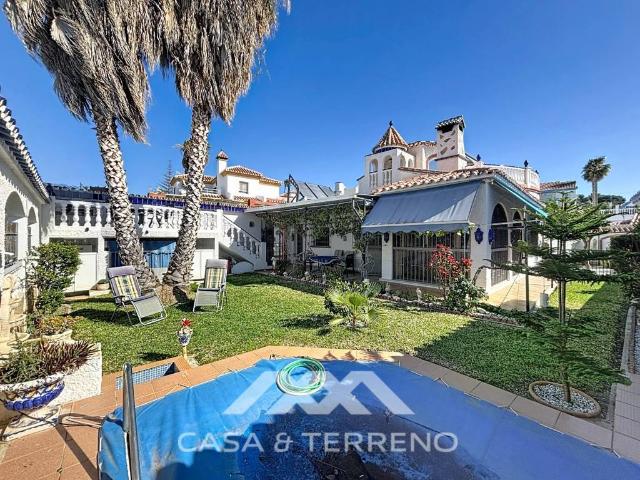 Casa chalet en Venta en Mezquitilla