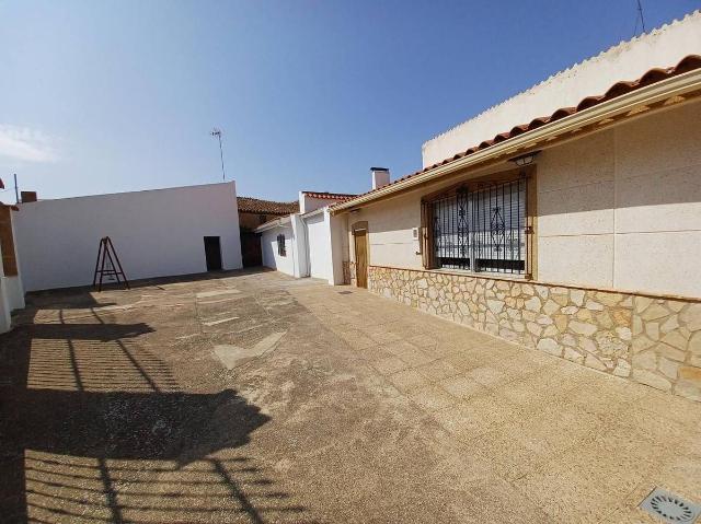 Casa chalet en Venta en Minaya