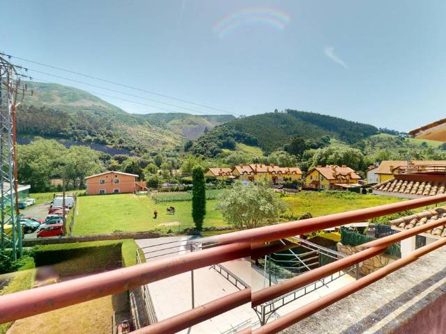 Casa chalet en Venta en Mioño Santullán