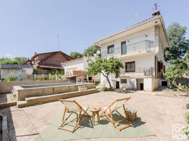 Casa chalet en Venta en Mira sol