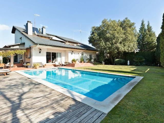 Casa chalet en Venta en Mira sol