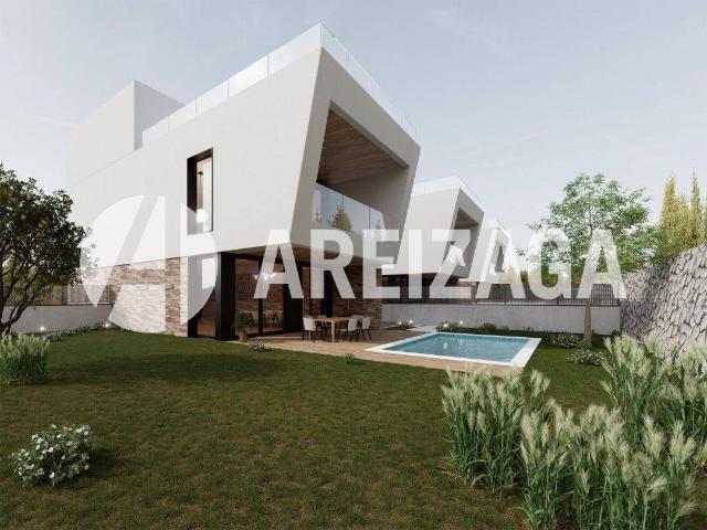 Casa chalet en Venta en Miramon Zorroaga