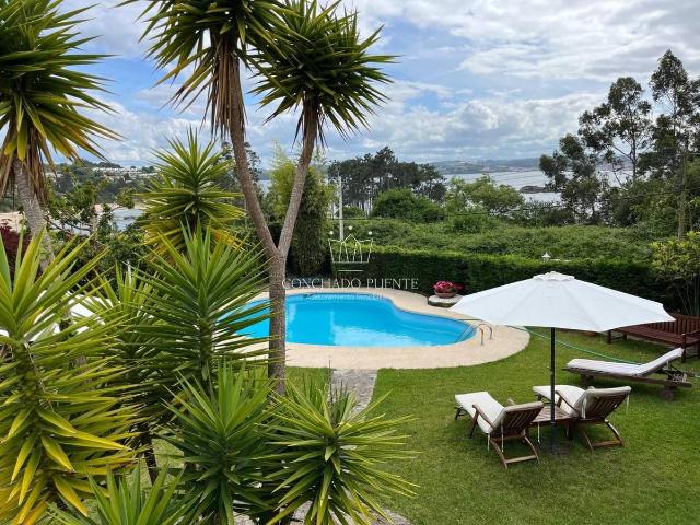 Casa chalet en Venta en Pontedeume