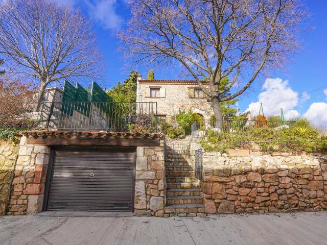 Casa chalet en Venta en Mont ral
