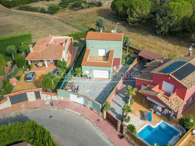 Casa chalet en Venta en Mont ras