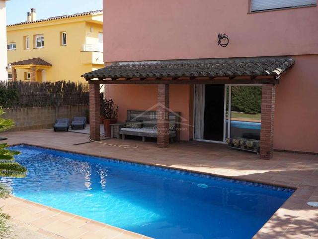 Casa chalet en Venta en Mont ras