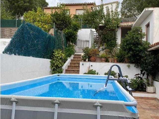 Casa chalet en Venta en Mont ras