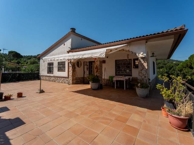 Casa chalet en Venta en Montbarbat